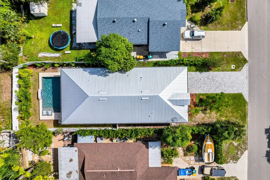 789 109th Avenue N Naples FL 34108