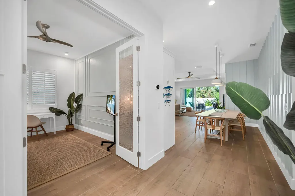 789 109th Avenue N Naples FL 34108