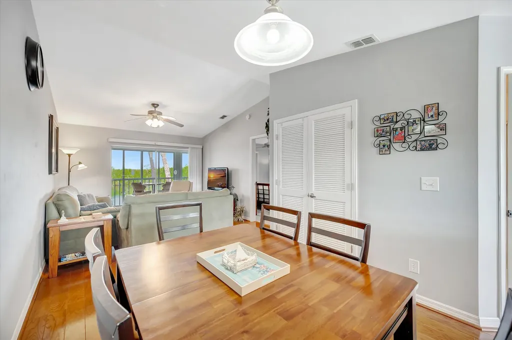 1315 Mainsail Drive Naples FL 34114