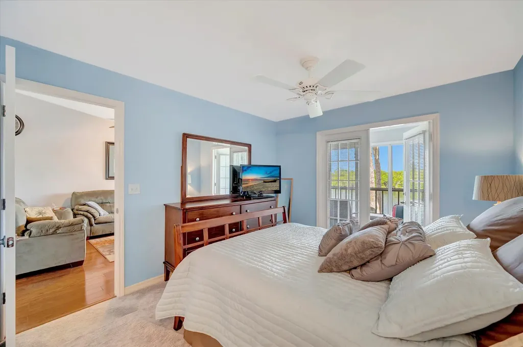 1315 Mainsail Drive Naples FL 34114