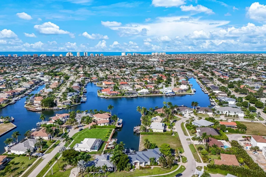 128 S Bahama Avenue Marco Island FL 34145