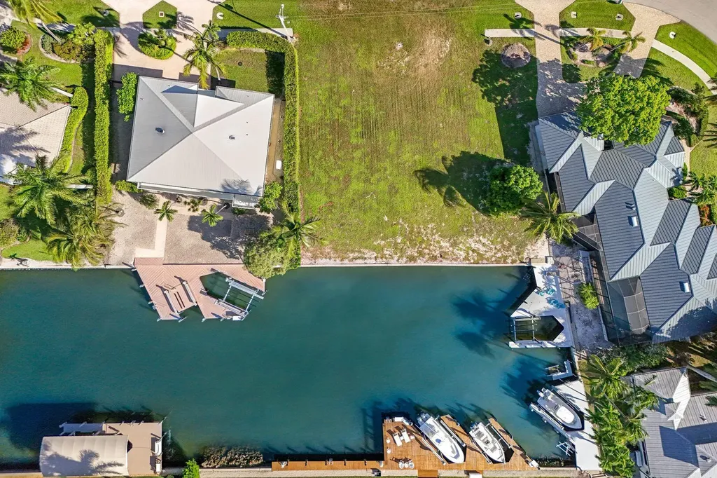 128 S Bahama Avenue Marco Island FL 34145