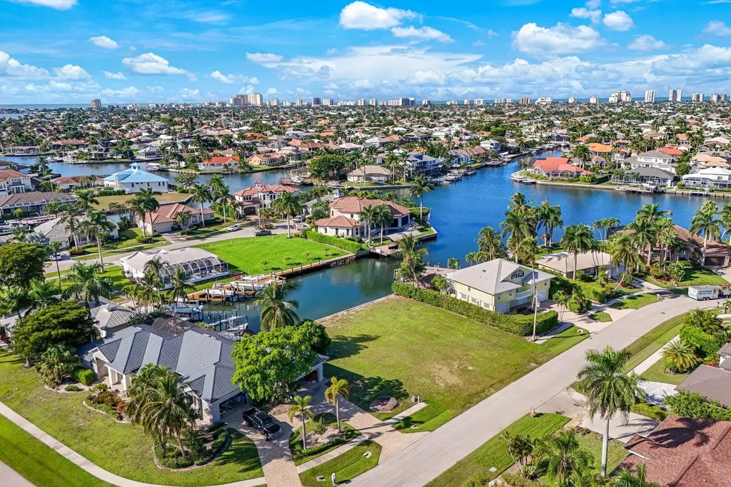 128 S Bahama Avenue Marco Island FL 34145