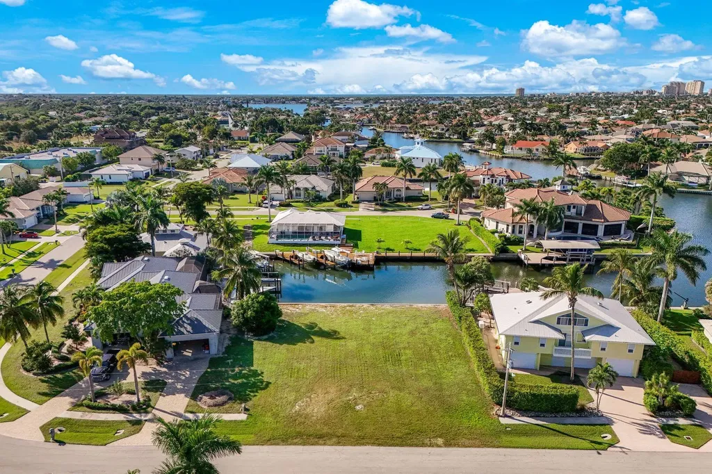 128 S Bahama Avenue Marco Island FL 34145