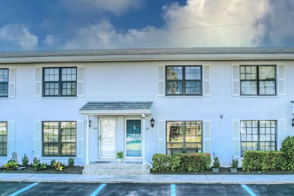 138 Marco Villas Drive S Marco Island FL 34145