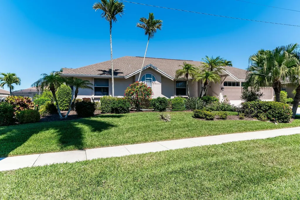 828 Giralda Court Marco Island FL 34145