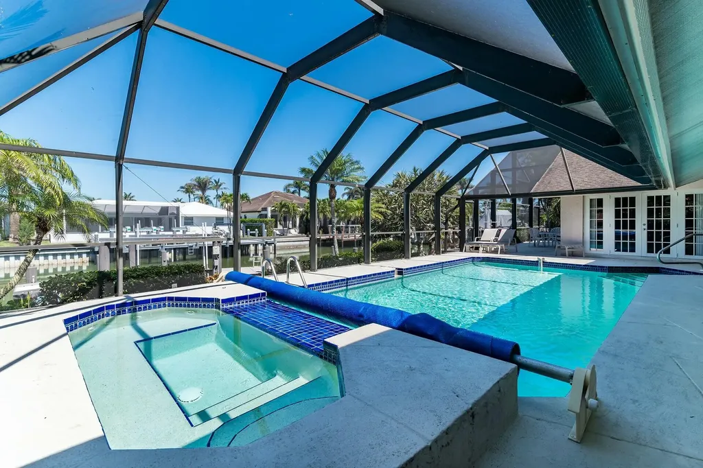 828 Giralda Court Marco Island FL 34145