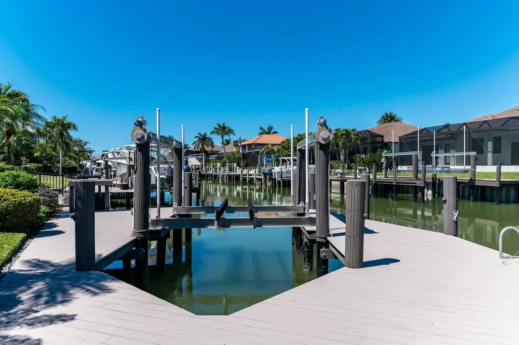 828 Giralda Court Marco Island FL 34145