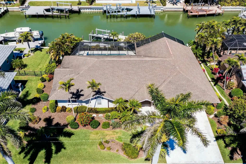828 Giralda Court Marco Island FL 34145