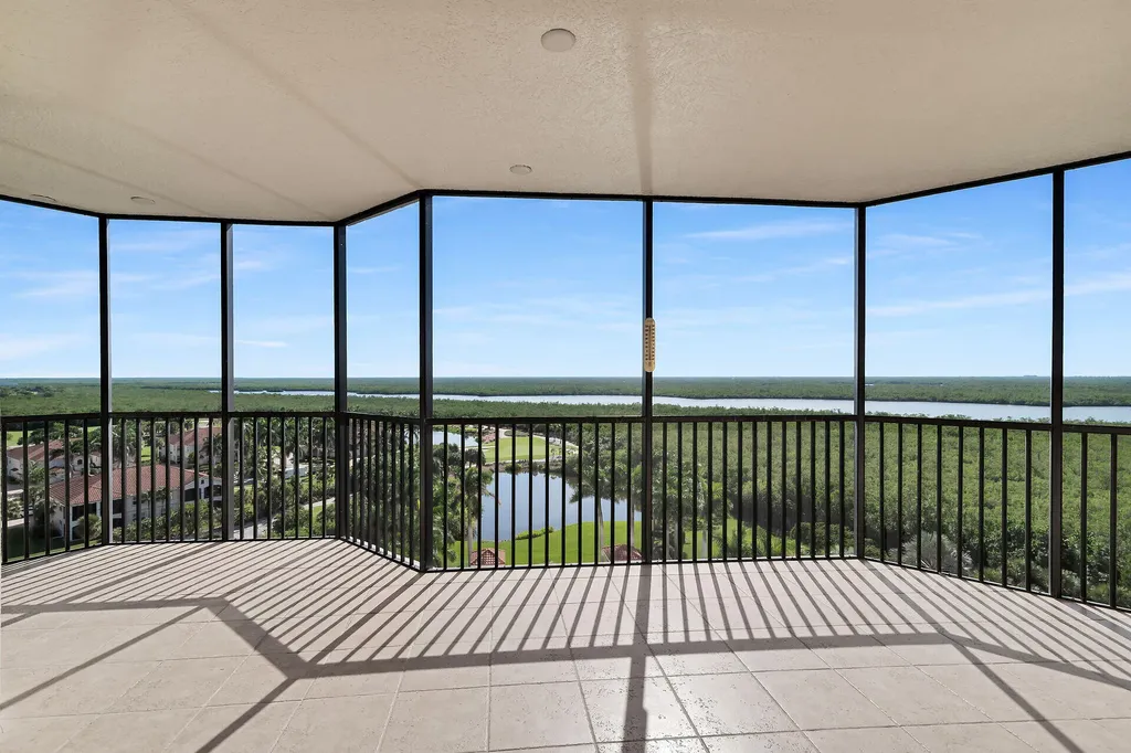 1060 Borghese Lane Naples FL 34114