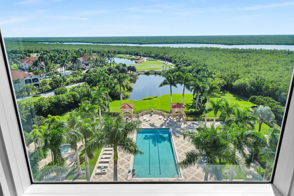 1060 Borghese Lane Naples FL 34114