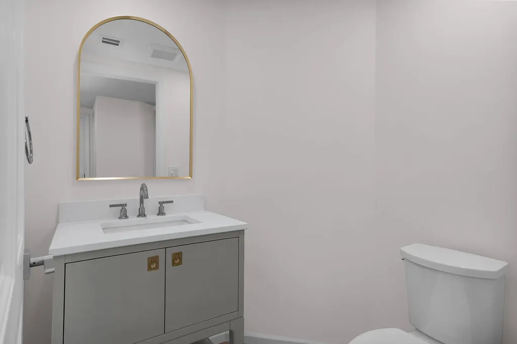 1060 Borghese Lane Naples FL 34114