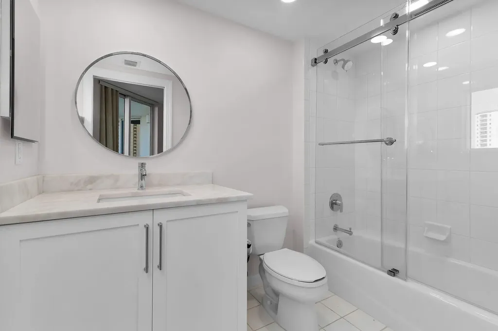 1060 Borghese Lane Naples FL 34114