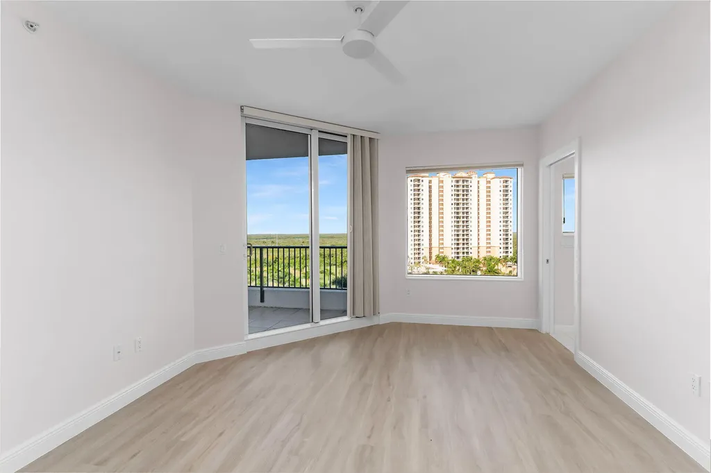 1060 Borghese Lane Naples FL 34114