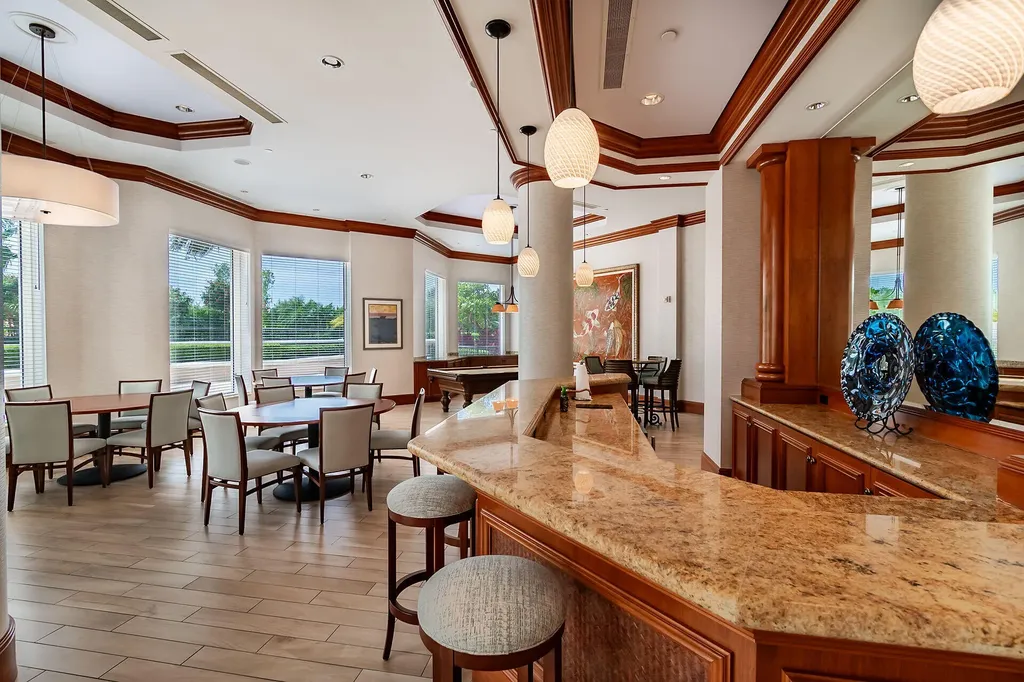 1060 Borghese Lane Naples FL 34114
