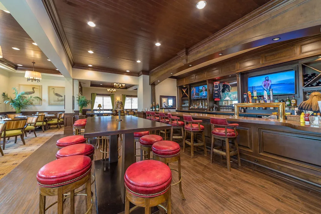 1060 Borghese Lane Naples FL 34114