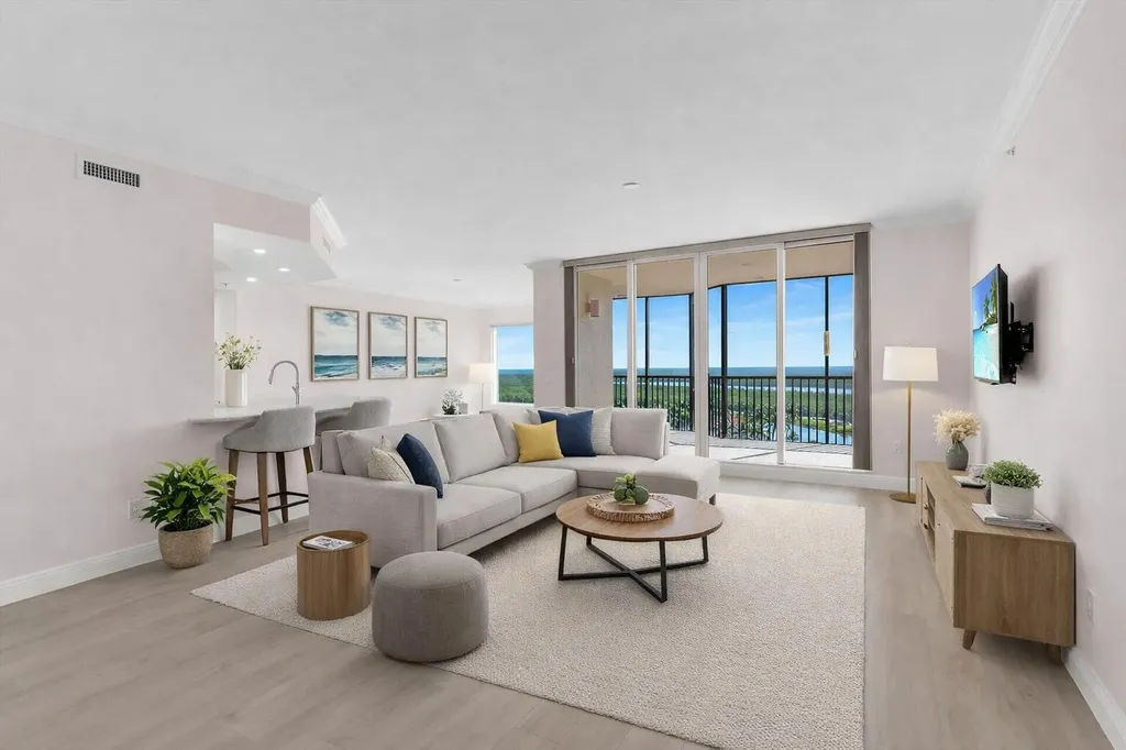 1060 Borghese Lane Naples FL 34114