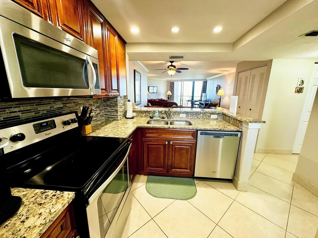 440 Seaview Marco Island FL 34145