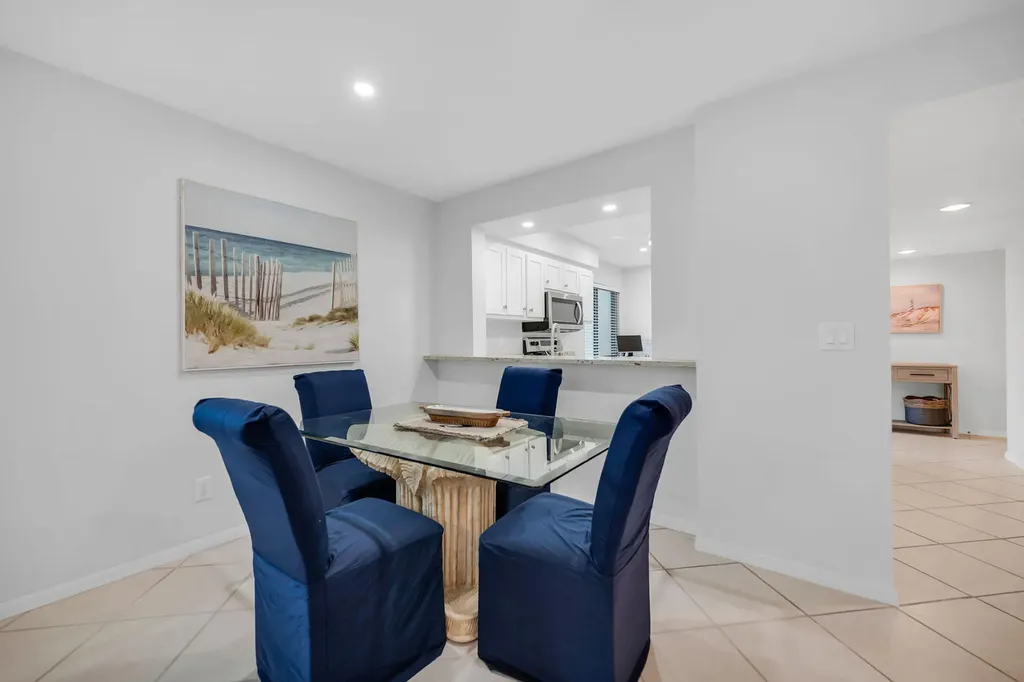 228 Fox Glen Drive Naples FL 34104