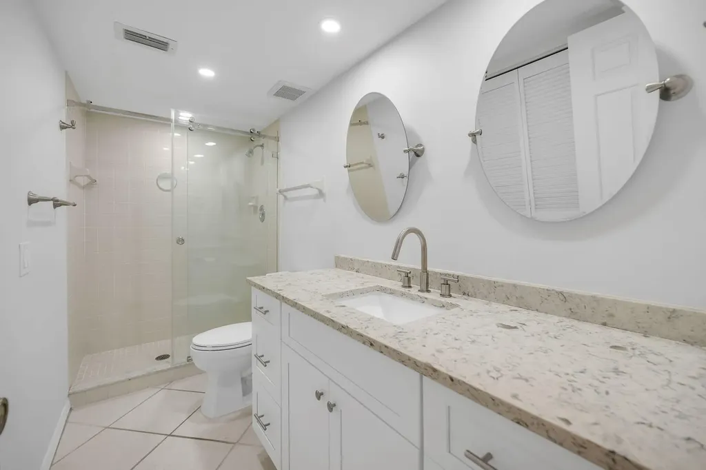 228 Fox Glen Drive Naples FL 34104