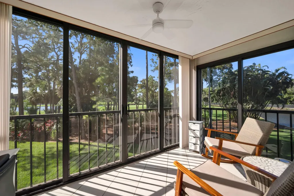 228 Fox Glen Drive Naples FL 34104