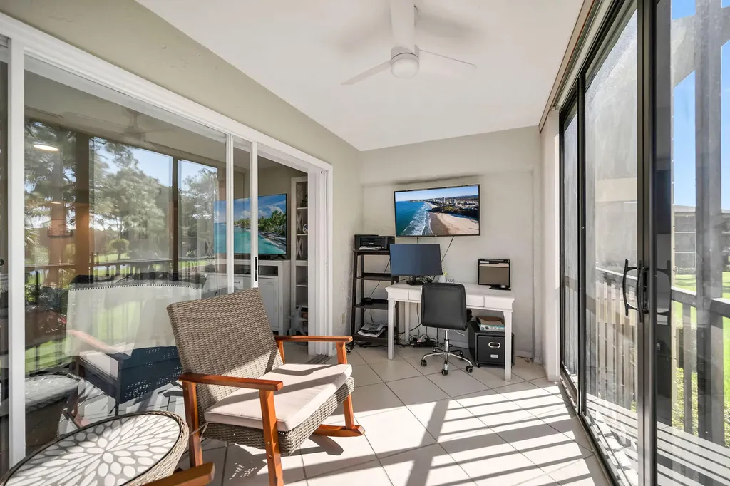 228 Fox Glen Drive Naples FL 34104