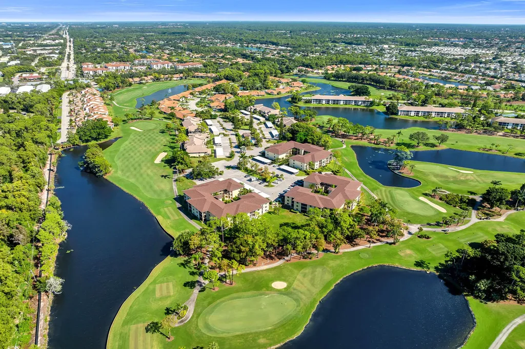 228 Fox Glen Drive Naples FL 34104