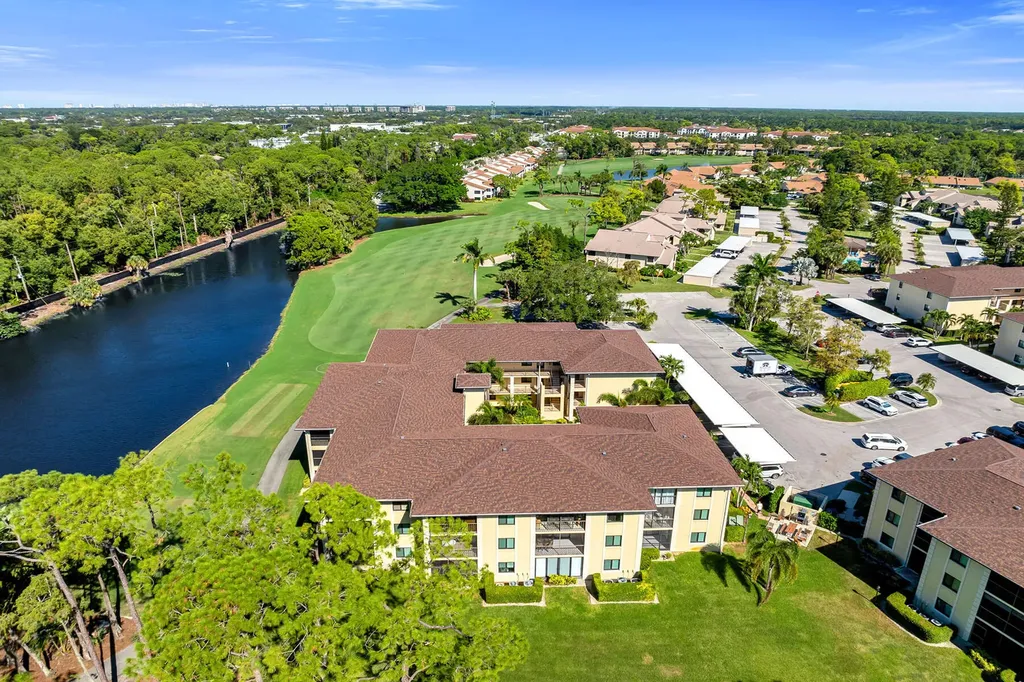 228 Fox Glen Drive Naples FL 34104