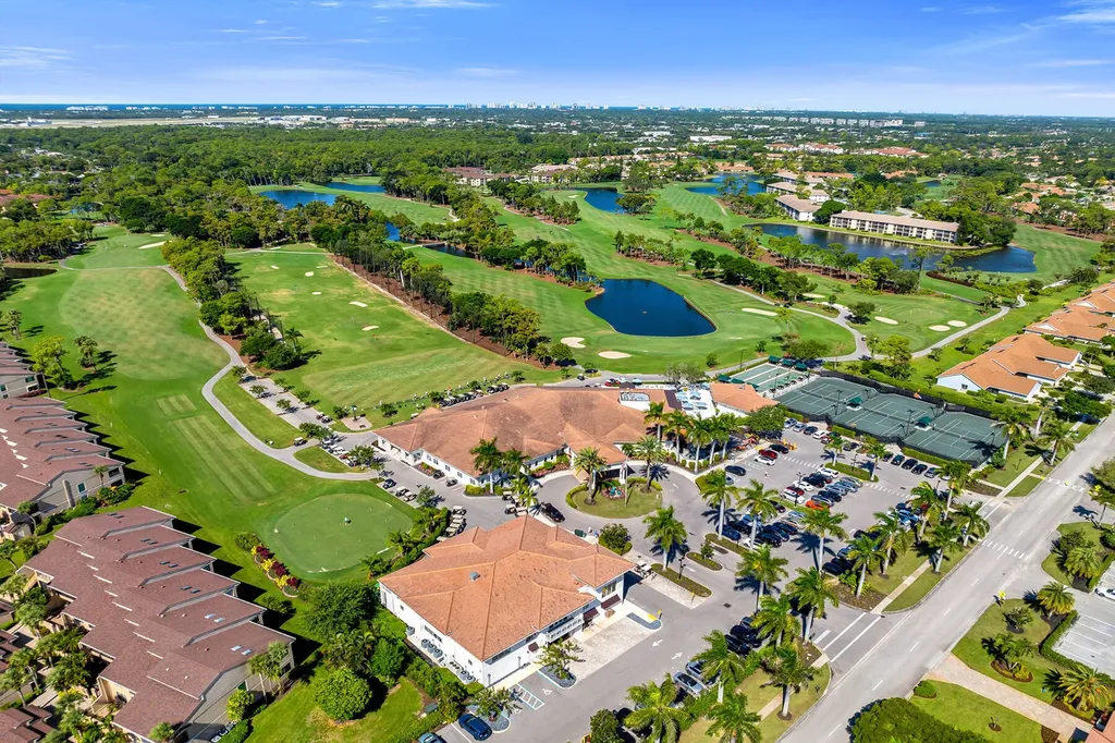 228 Fox Glen Drive Naples FL 34104