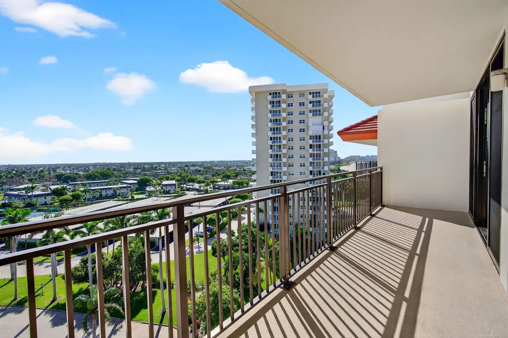 180 Seaview Court Marco Island FL 34145