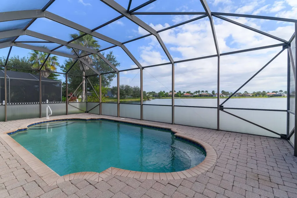 2880 Orange Grove Trail Naples FL 34120