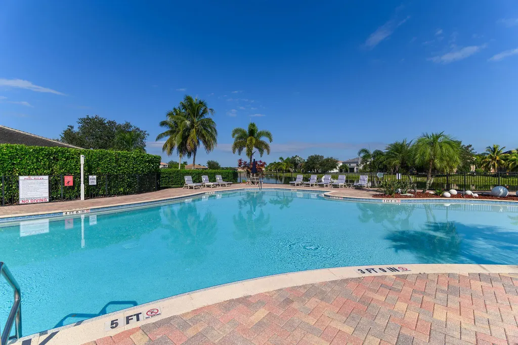 2880 Orange Grove Trail Naples FL 34120