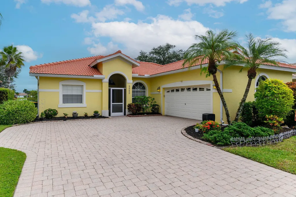 2880 Orange Grove Trail Naples FL 34120
