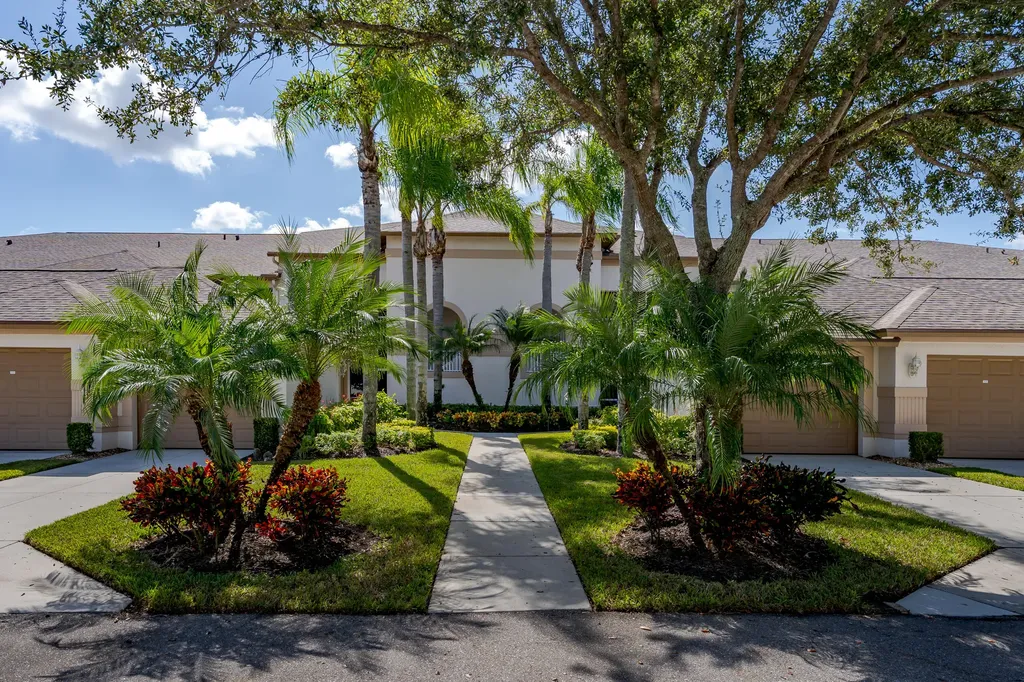 8620 Cedar Hammock Circle Naples FL 34112