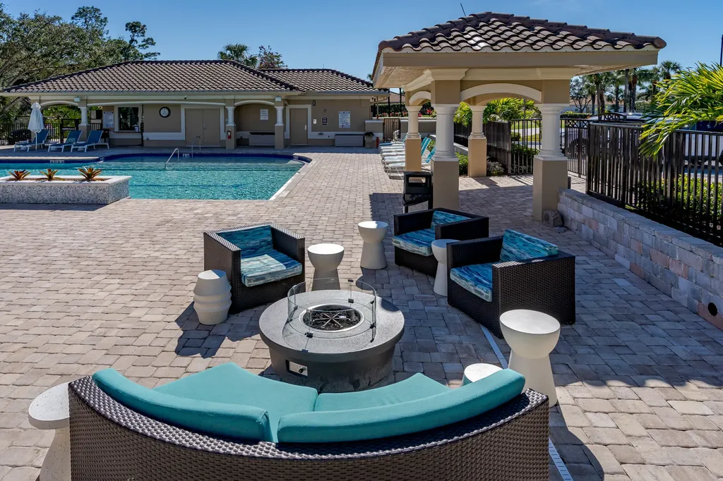 8620 Cedar Hammock Circle Naples FL 34112