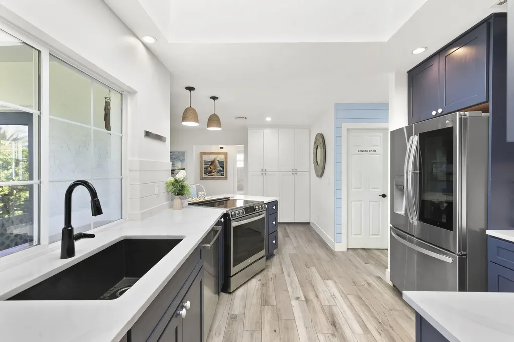 101 San Salvador Street Naples FL 34113