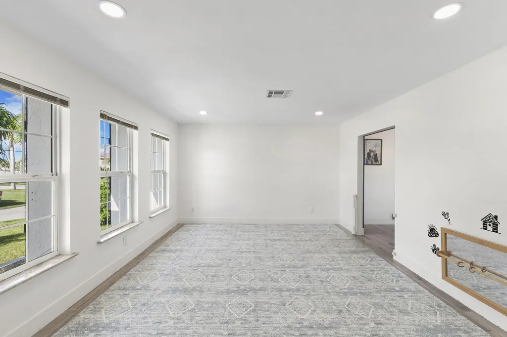 101 San Salvador Street Naples FL 34113