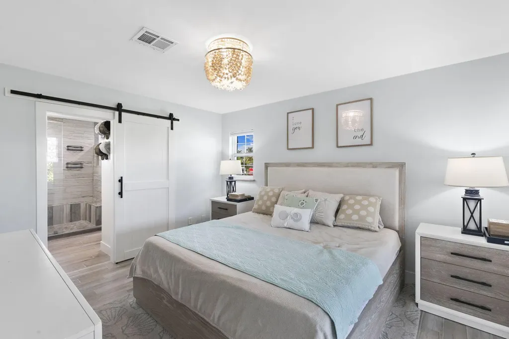 101 San Salvador Street Naples FL 34113