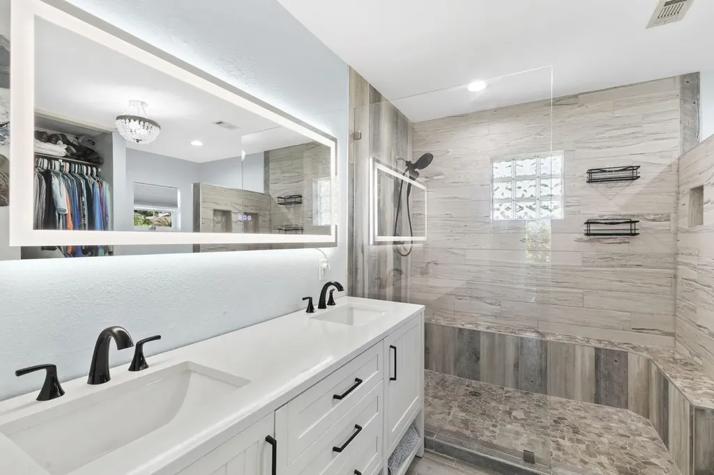 101 San Salvador Street Naples FL 34113