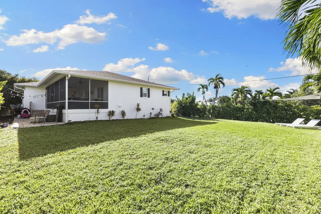 101 San Salvador Street Naples FL 34113