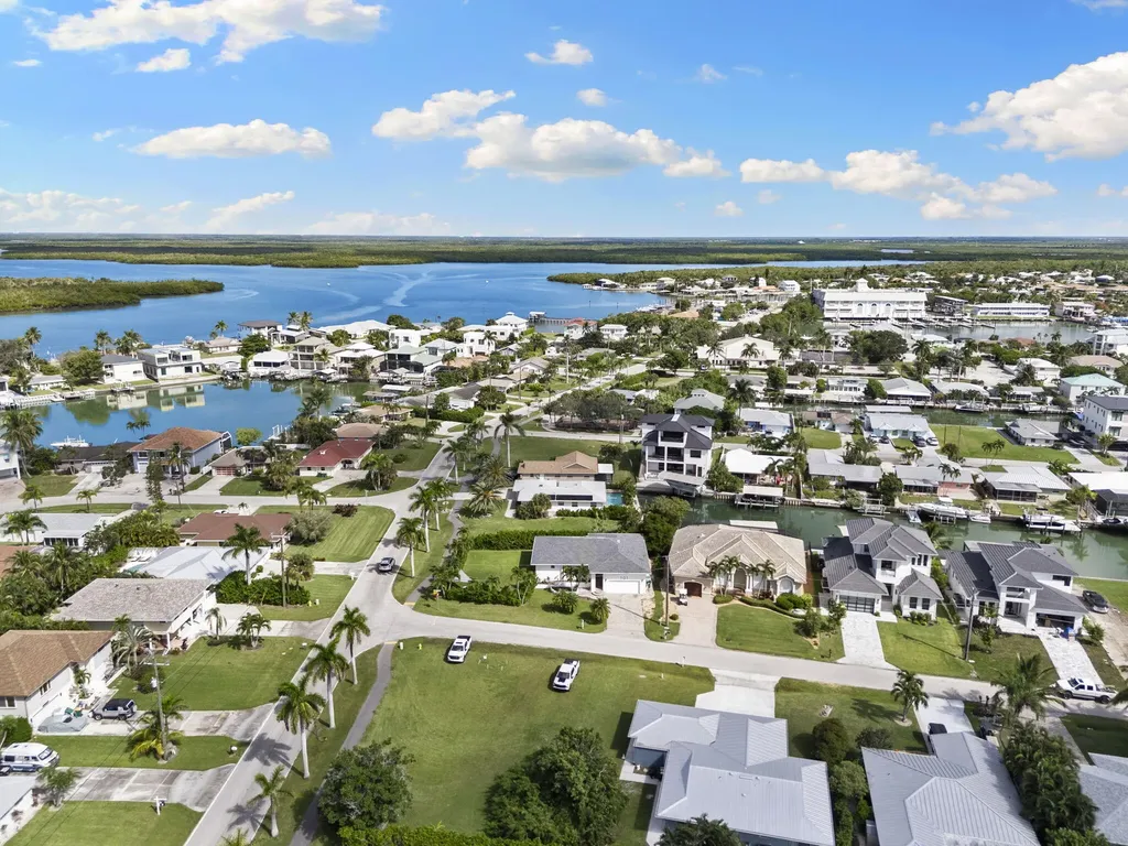 101 San Salvador Street Naples FL 34113