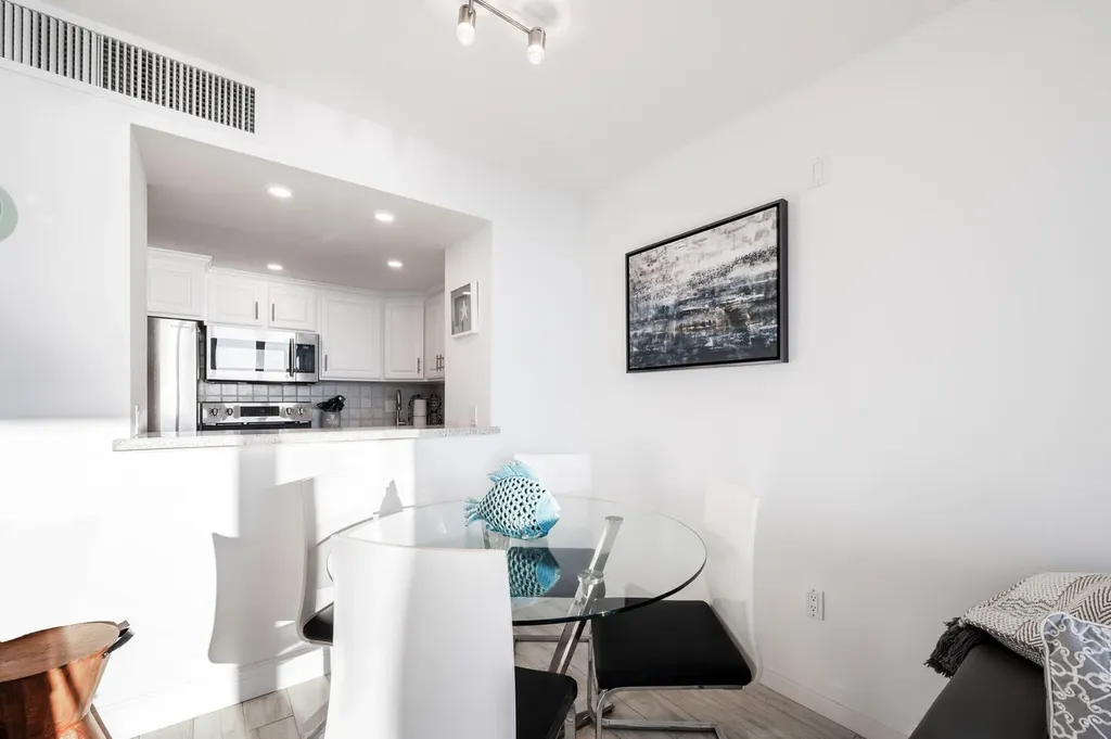 180 Seaview Court Marco Island FL 34145