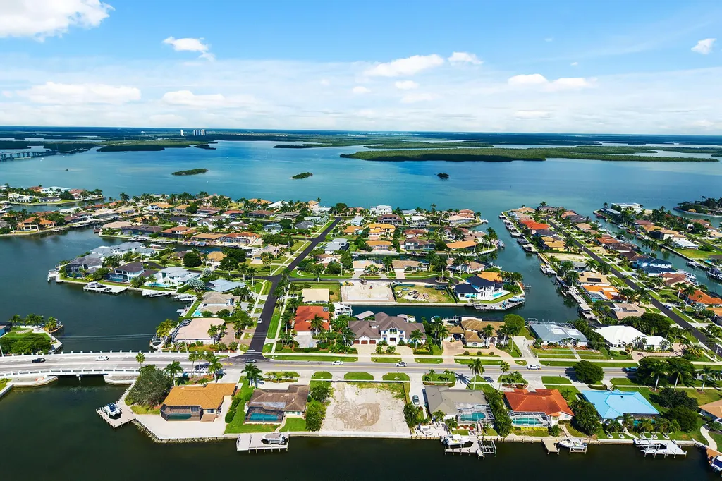 450 N Barfield Drive Marco Island FL 34145