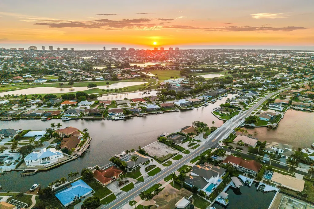 450 N Barfield Drive Marco Island FL 34145