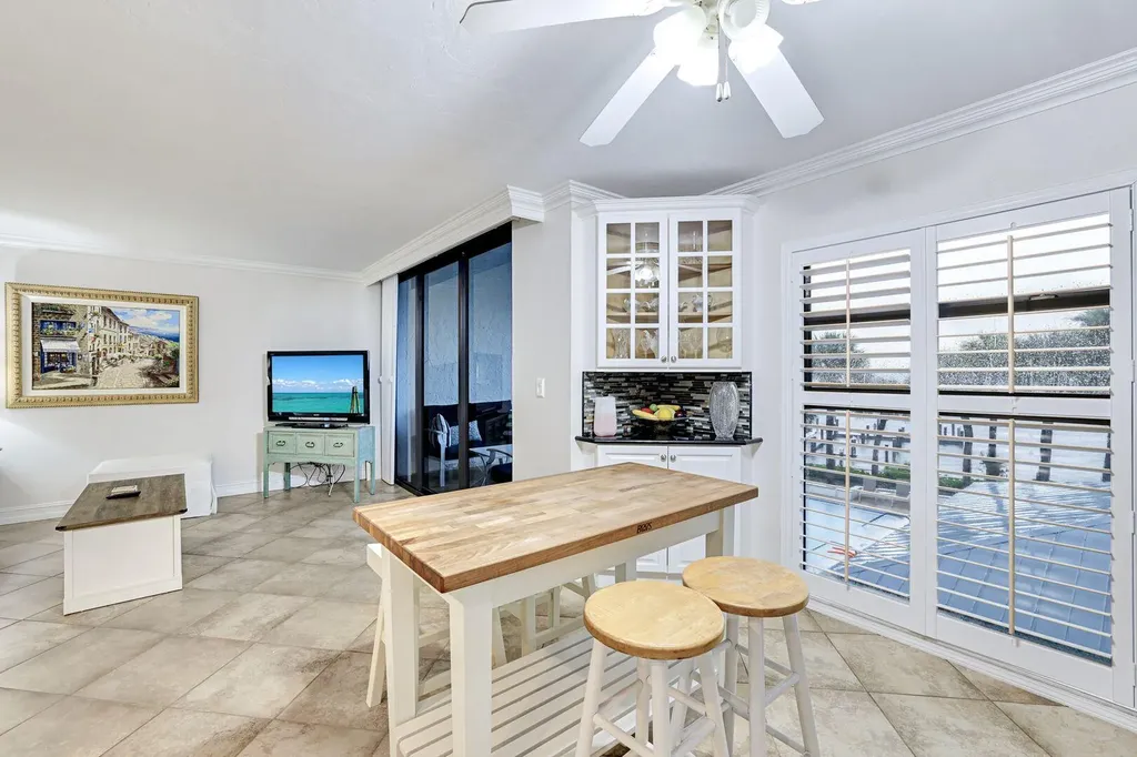 1085 Bald Eagle Drive Marco Island FL 34145