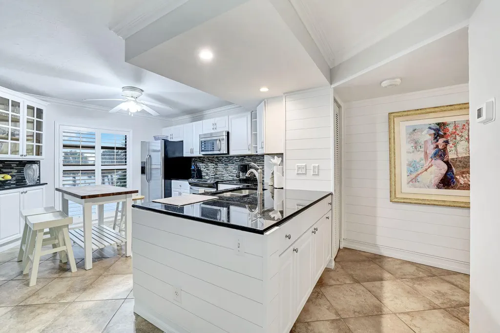 1085 Bald Eagle Drive Marco Island FL 34145