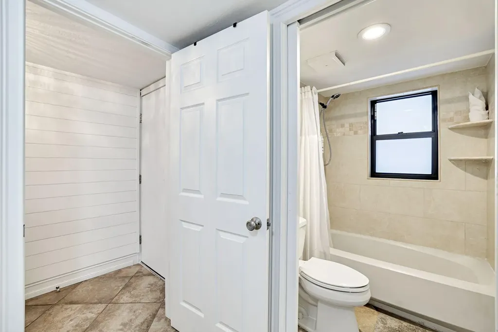 1085 Bald Eagle Drive Marco Island FL 34145