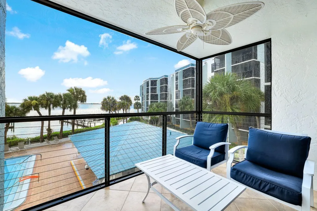 1085 Bald Eagle Drive Marco Island FL 34145