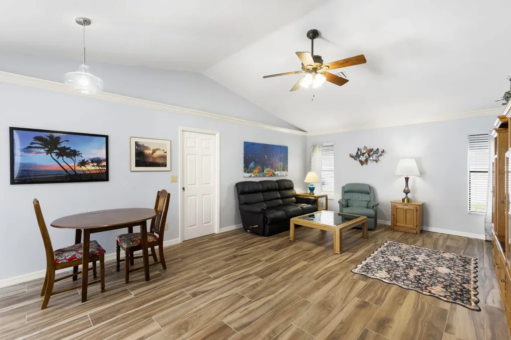 3434 Anton Court Naples FL 34109