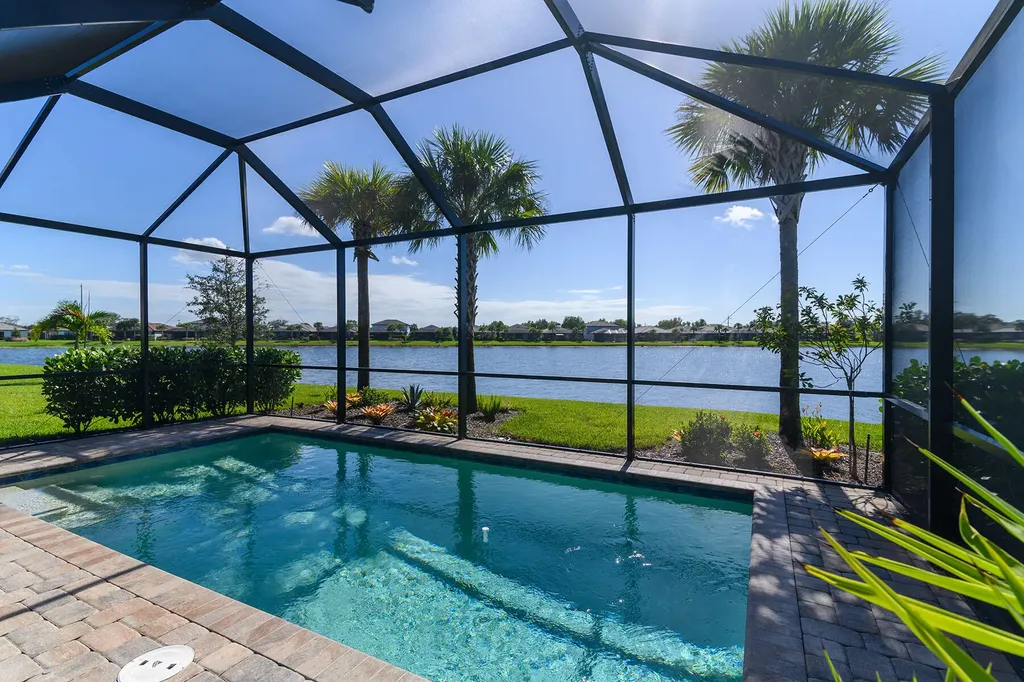 2191 Yellowfin Circle Naples FL 34114